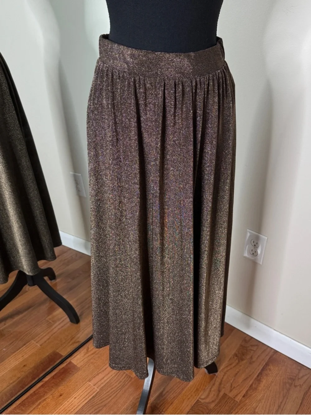 J.Crew Knit Sparkle Metallic MIdi Skirt Gold Size S - Picture 2 of 8